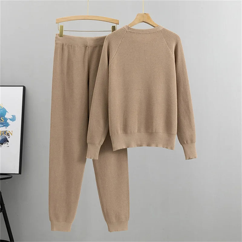Sylvara | Women’s Pearl-Accented Knit Two-Piece Lounge Set