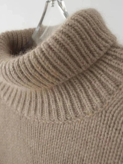 Calyssia | Women’s Oversized Cashmere Turtleneck Sweater