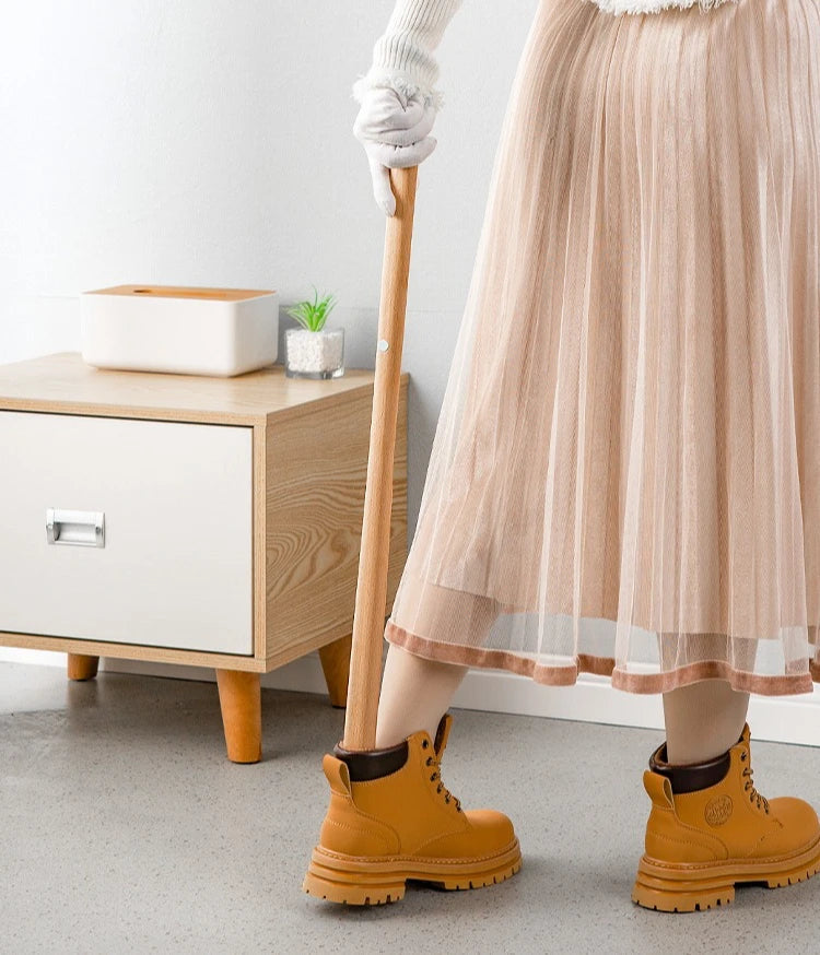 Orren | Handcrafted Beech Wood Long Shoehorn