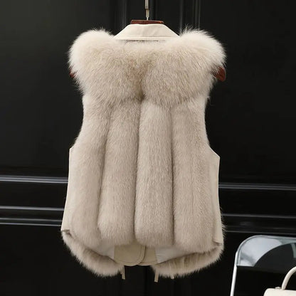 Celvra | Women’s Luxurious Faux Fur Vest