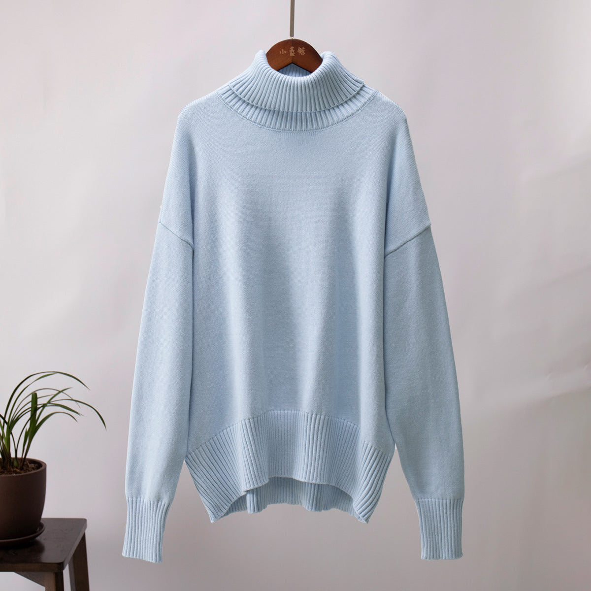 Isolde | Women’s Cashmere Blend Roll-Neck Jumper