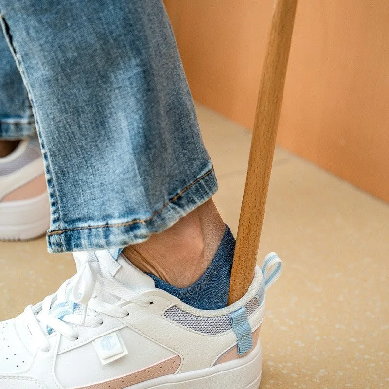 Orren | Handcrafted Beech Wood Long Shoehorn
